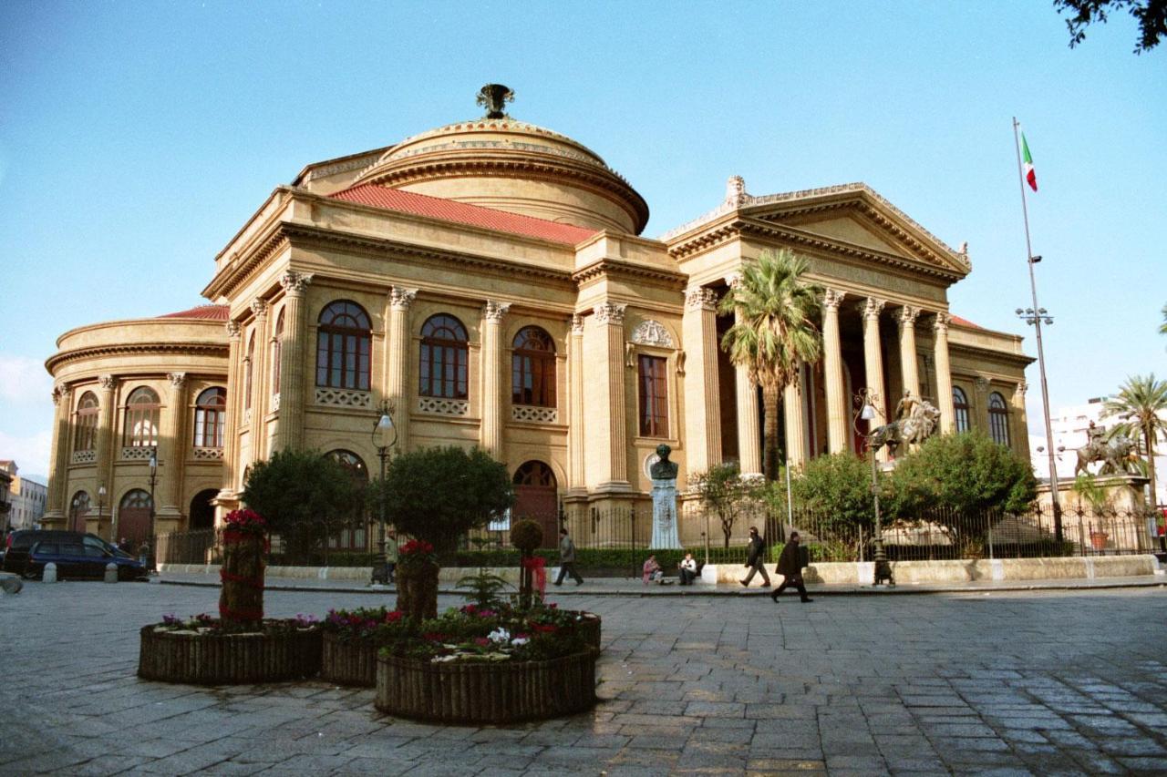 Garibaldi Rooms 29 - Piazza Marina A Palermo - In Pieno Centro. Екстериор снимка