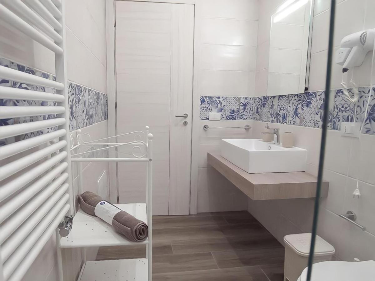 Garibaldi Rooms 29 - Piazza Marina A Palermo - In Pieno Centro. Екстериор снимка