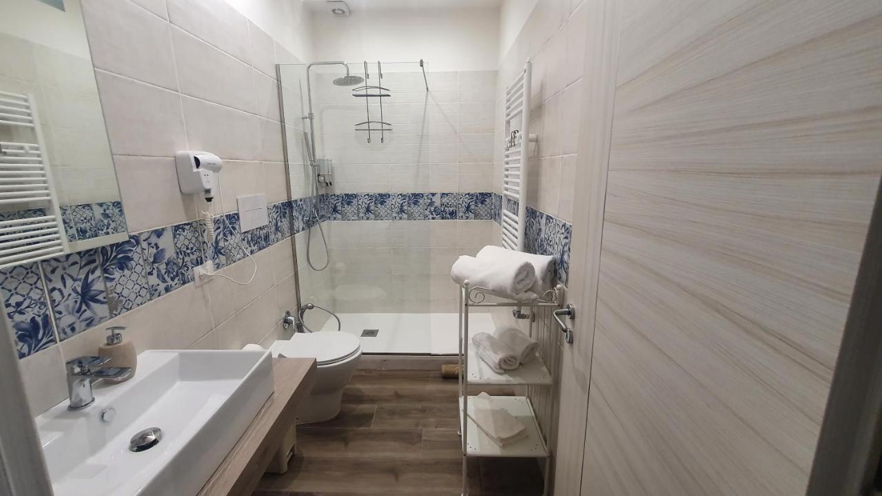 Garibaldi Rooms 29 - Piazza Marina A Palermo - In Pieno Centro. Екстериор снимка